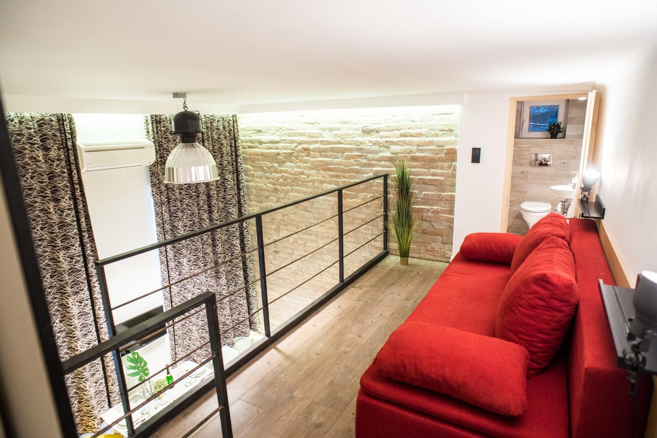 Very Stylish And Fresh Studio Home In The Center Budapešť Exteriér fotografie